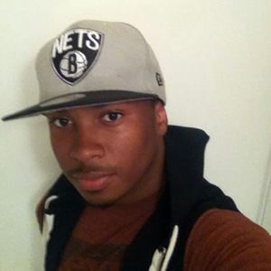 Meet your Posher, Deandre